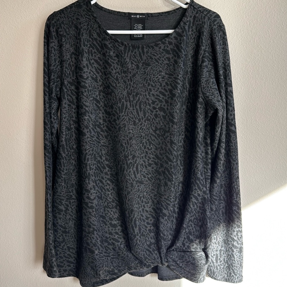 Max & Mia top